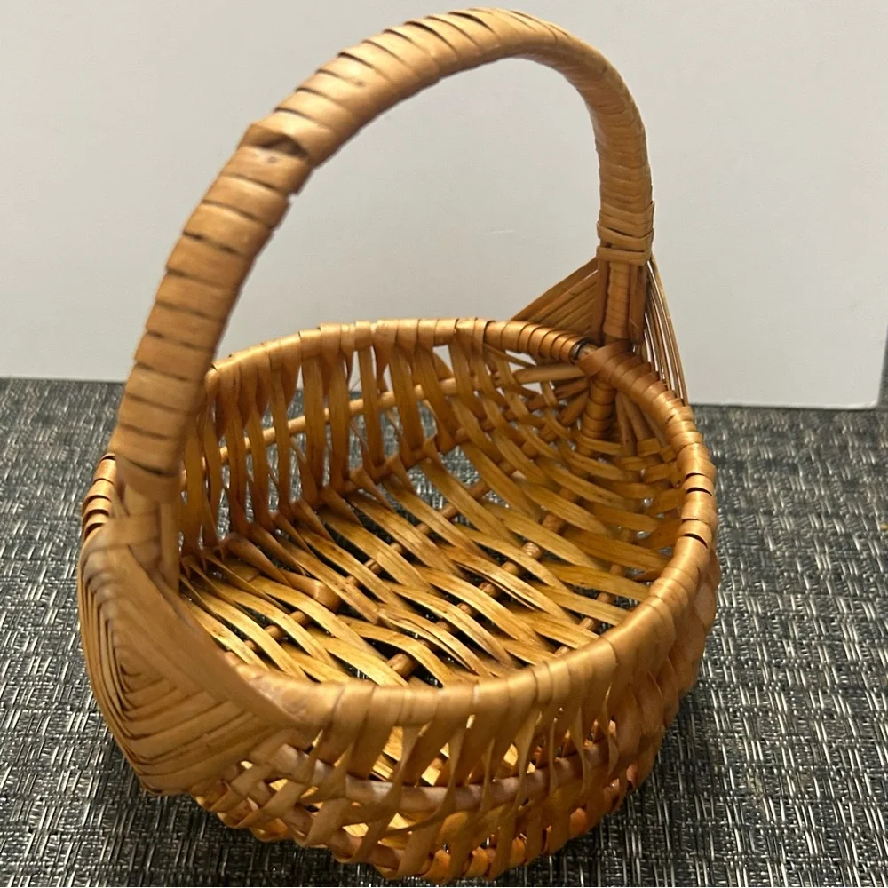 Vintage Woven Basket Melon Rib God’s Eye Detail 6x5.5